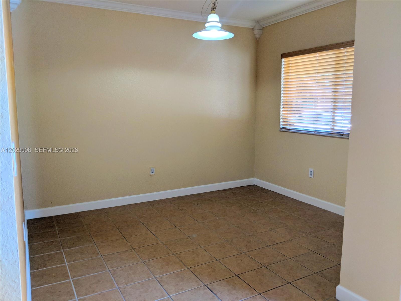 SILVER PALM HOMES - Residential Lease