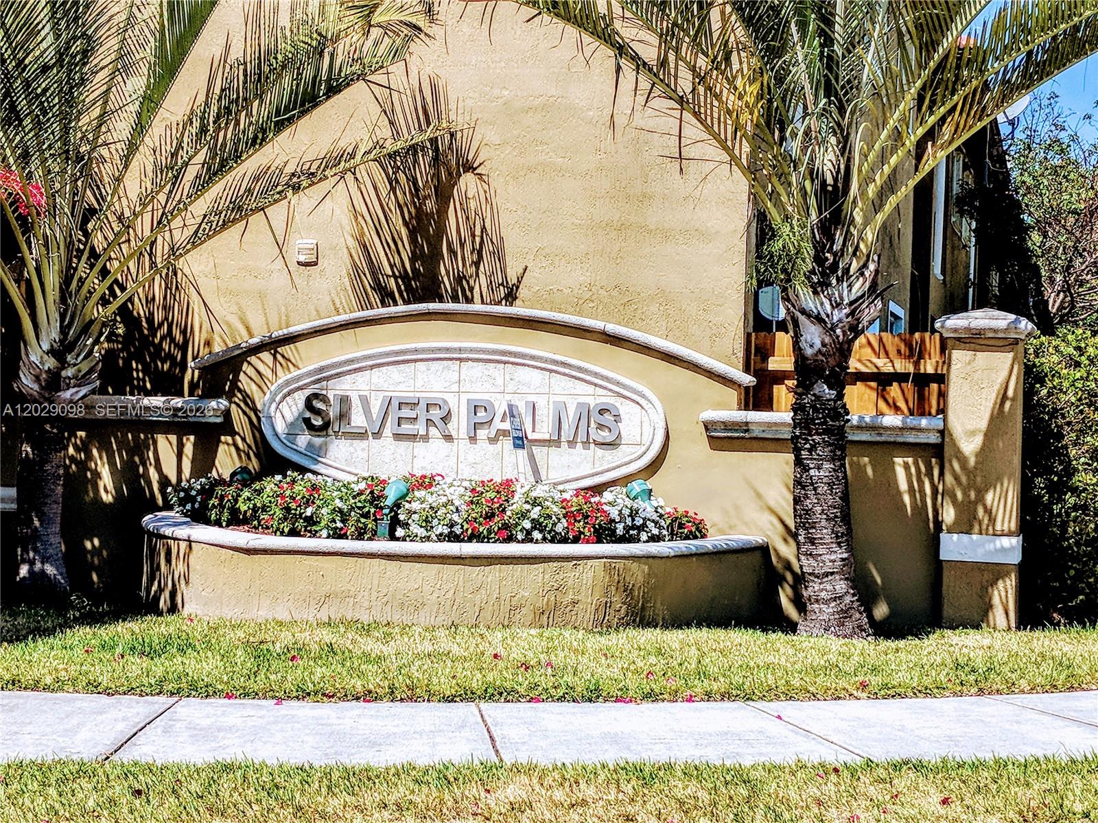 SILVER PALM HOMES - Residential Lease