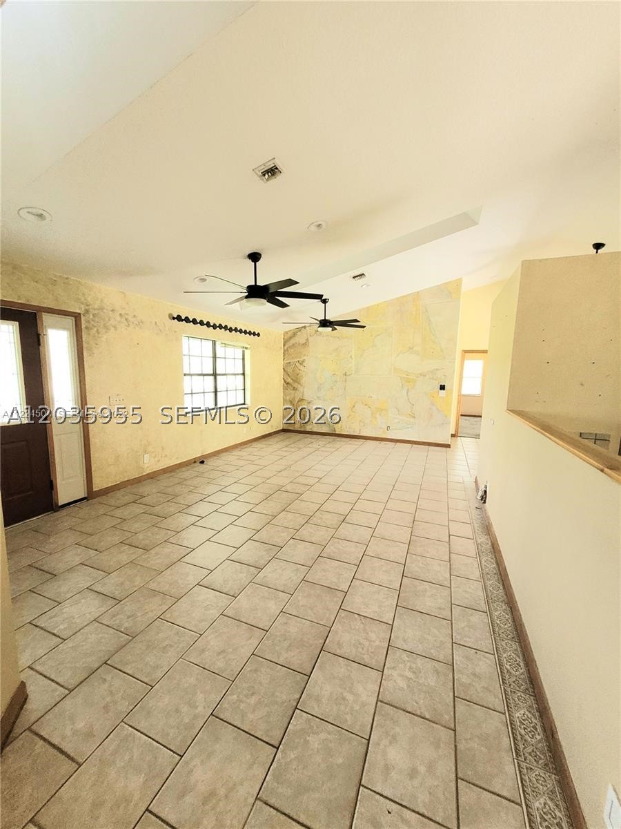 Acreage & Unrec - Residential