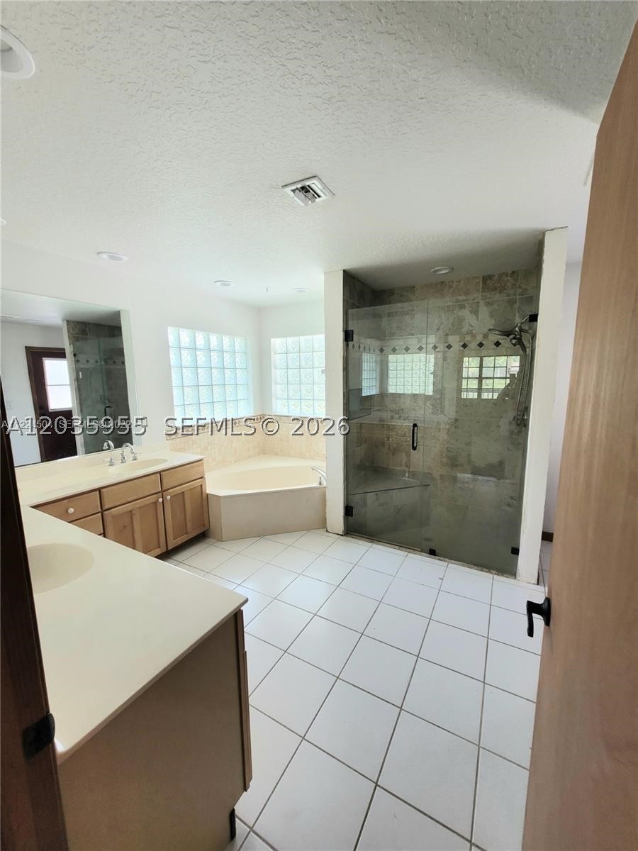 Acreage & Unrec - Residential