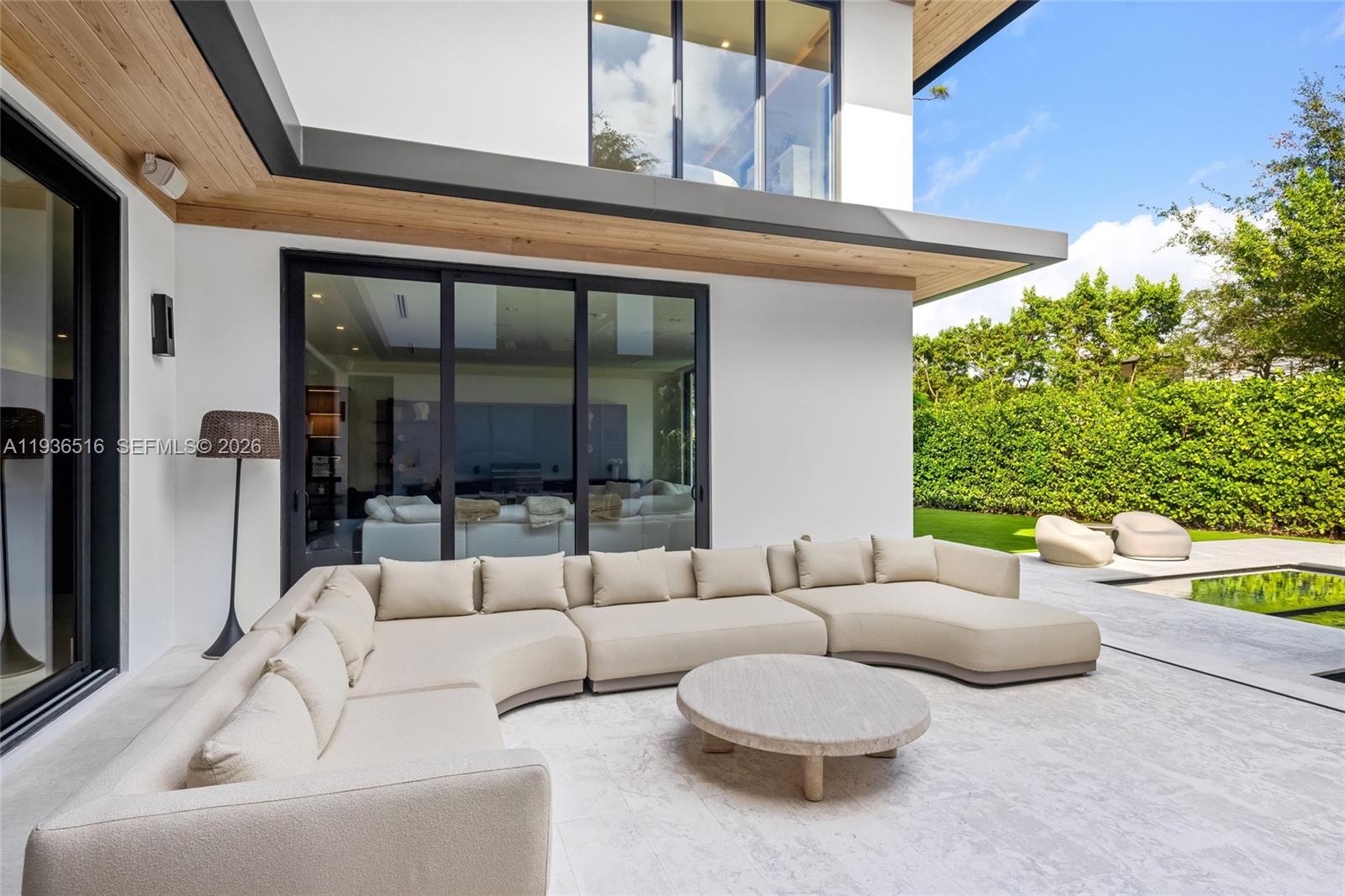 DAVIS OAKS - Residential