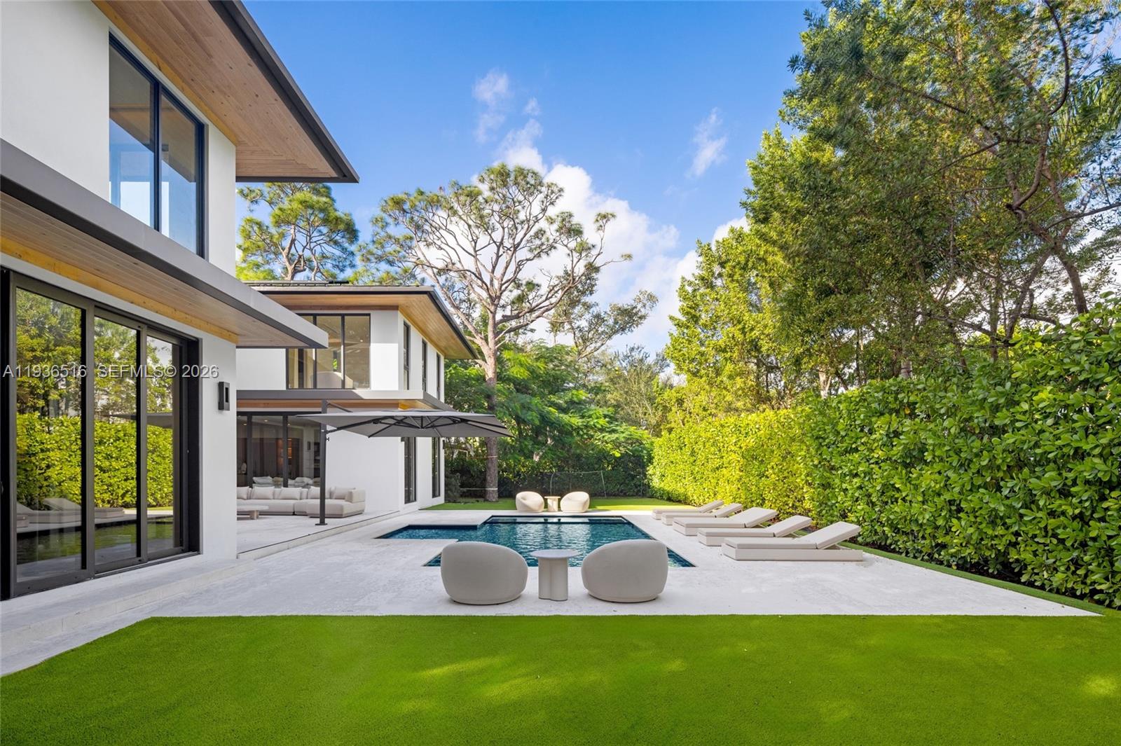 DAVIS OAKS - Residential
