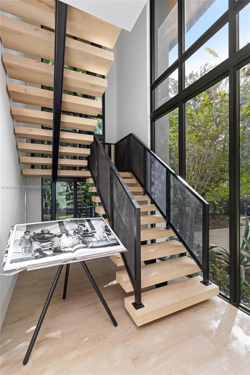 DAVIS OAKS - Residential