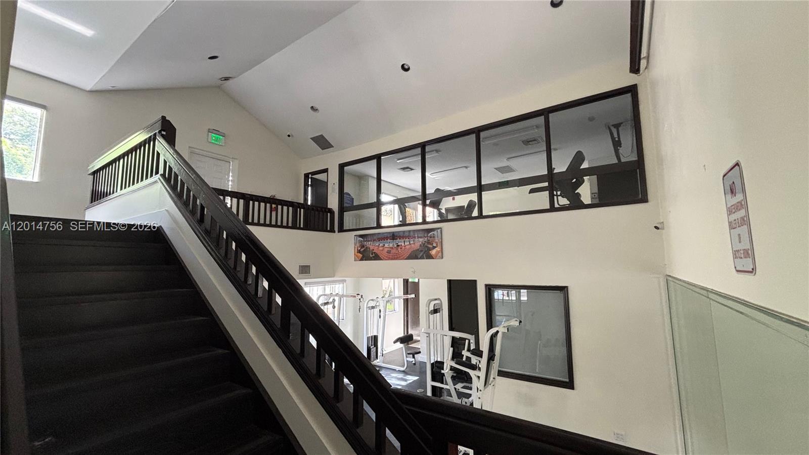 ROYAL PALM PLACE - Residential