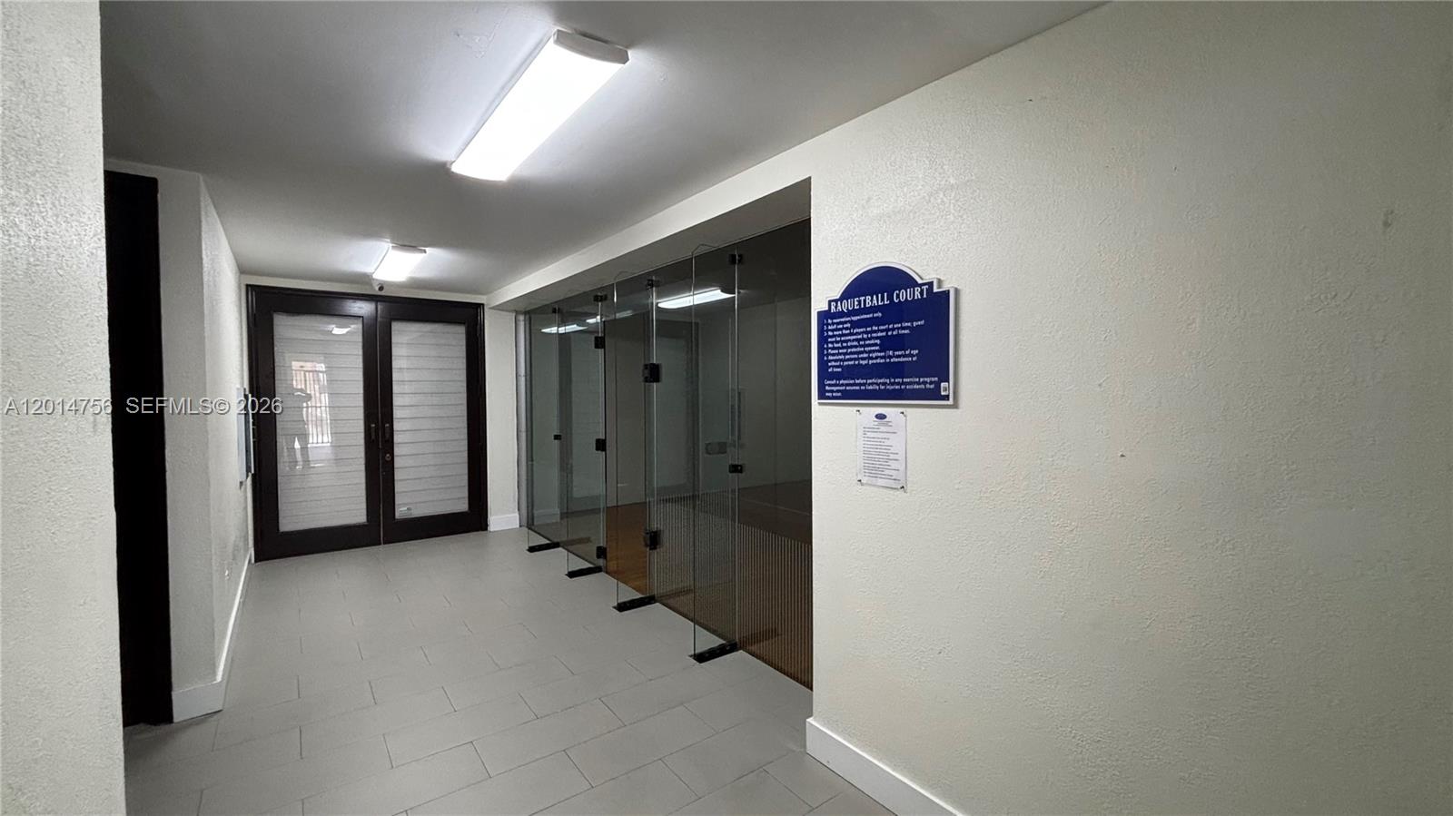 ROYAL PALM PLACE - Residential
