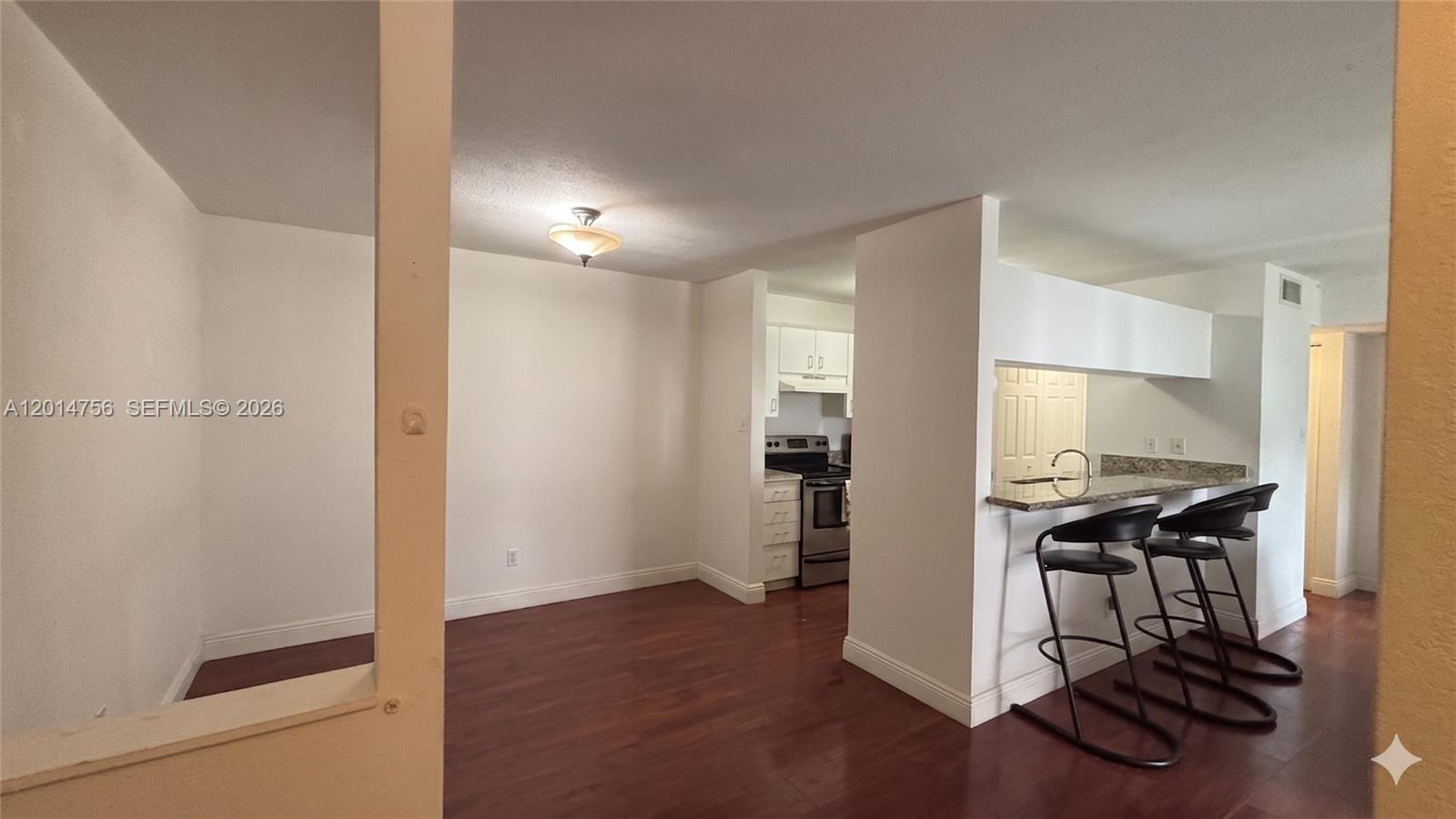 ROYAL PALM PLACE - Residential