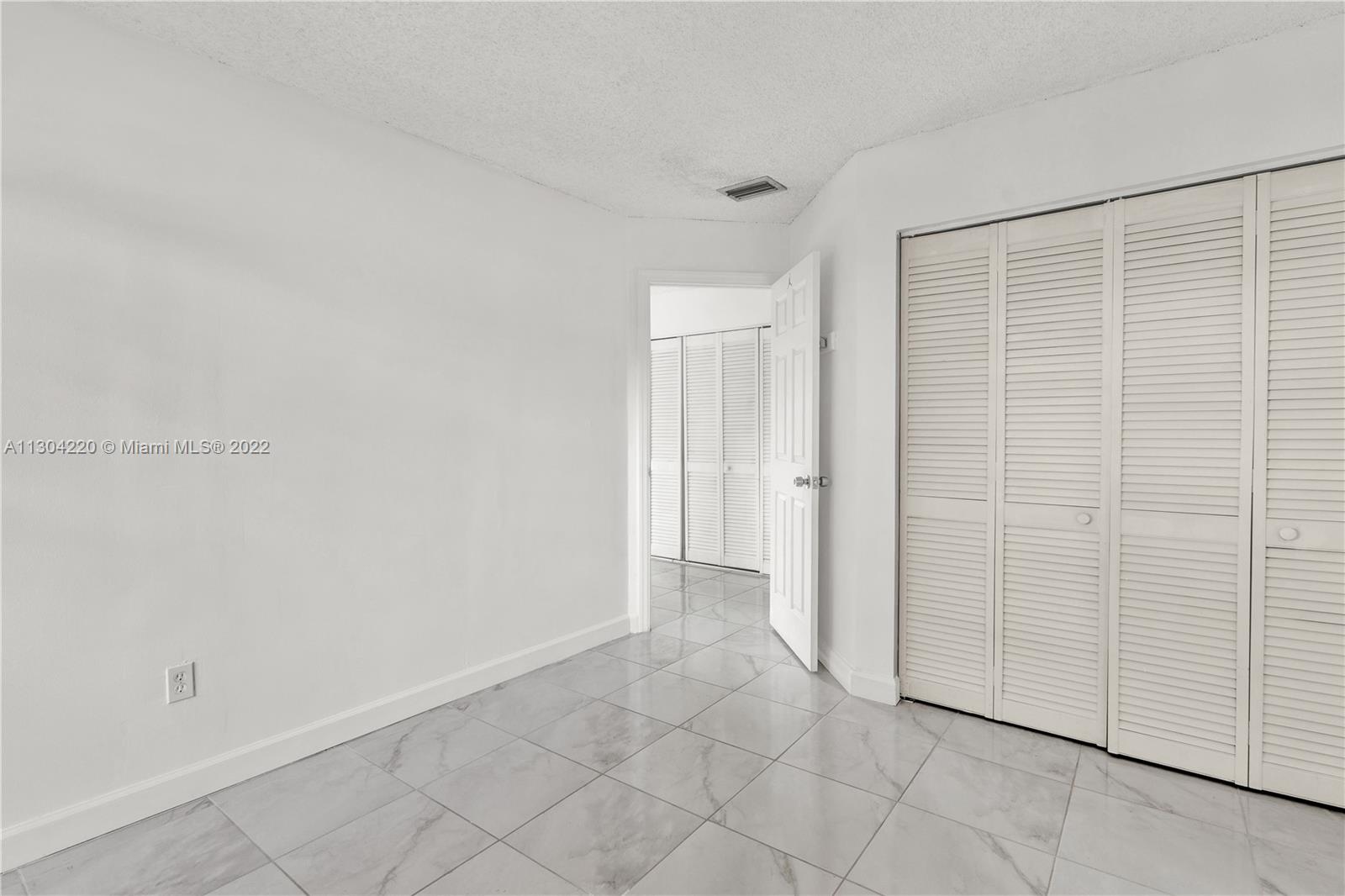 WOODGATE - Residential Lease