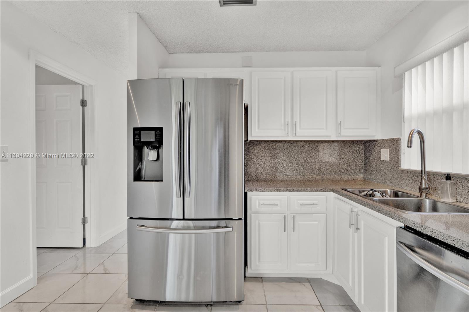 WOODGATE - Residential Lease