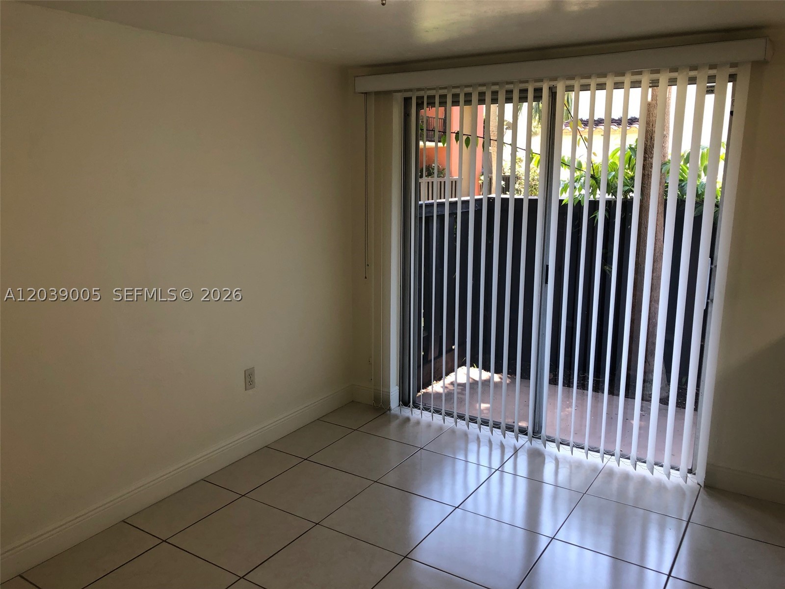 SPANISH TRACE CONDO - Residential