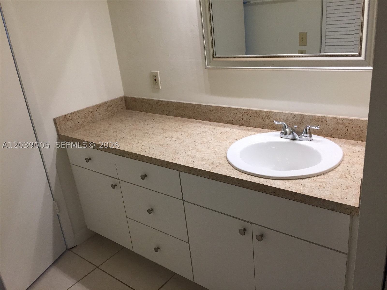 SPANISH TRACE CONDO - Residential