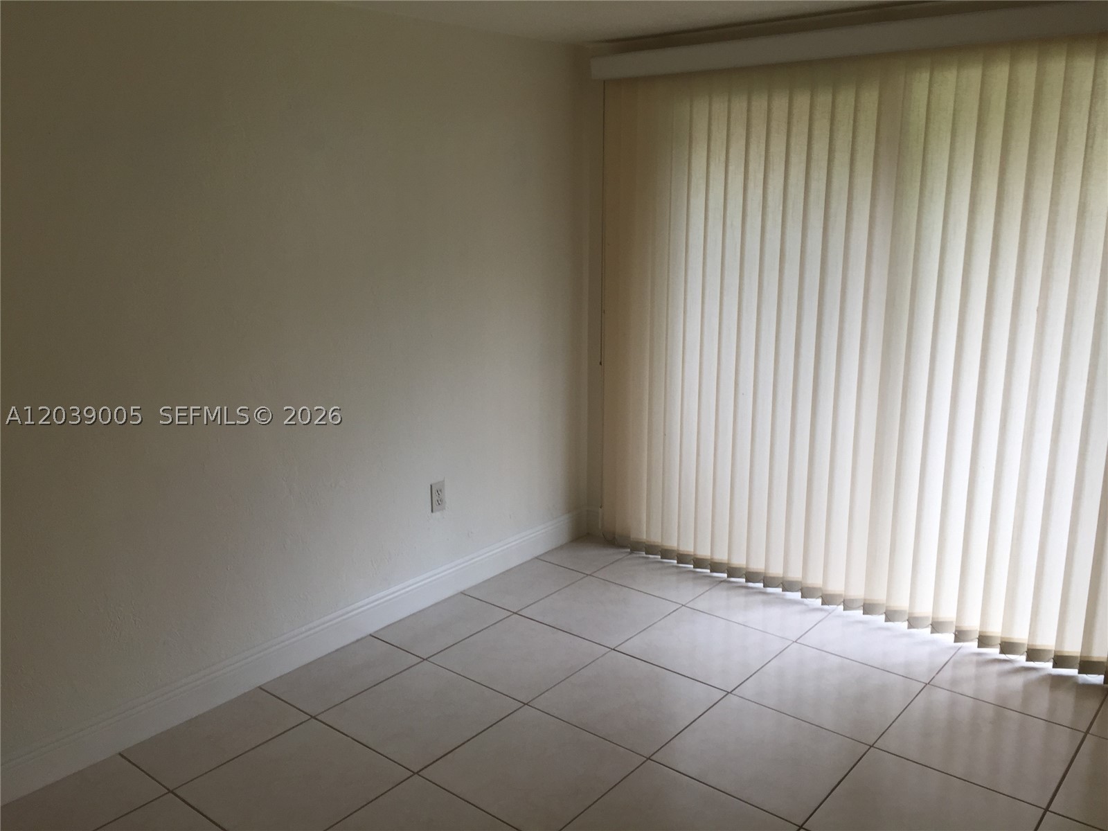 SPANISH TRACE CONDO - Residential