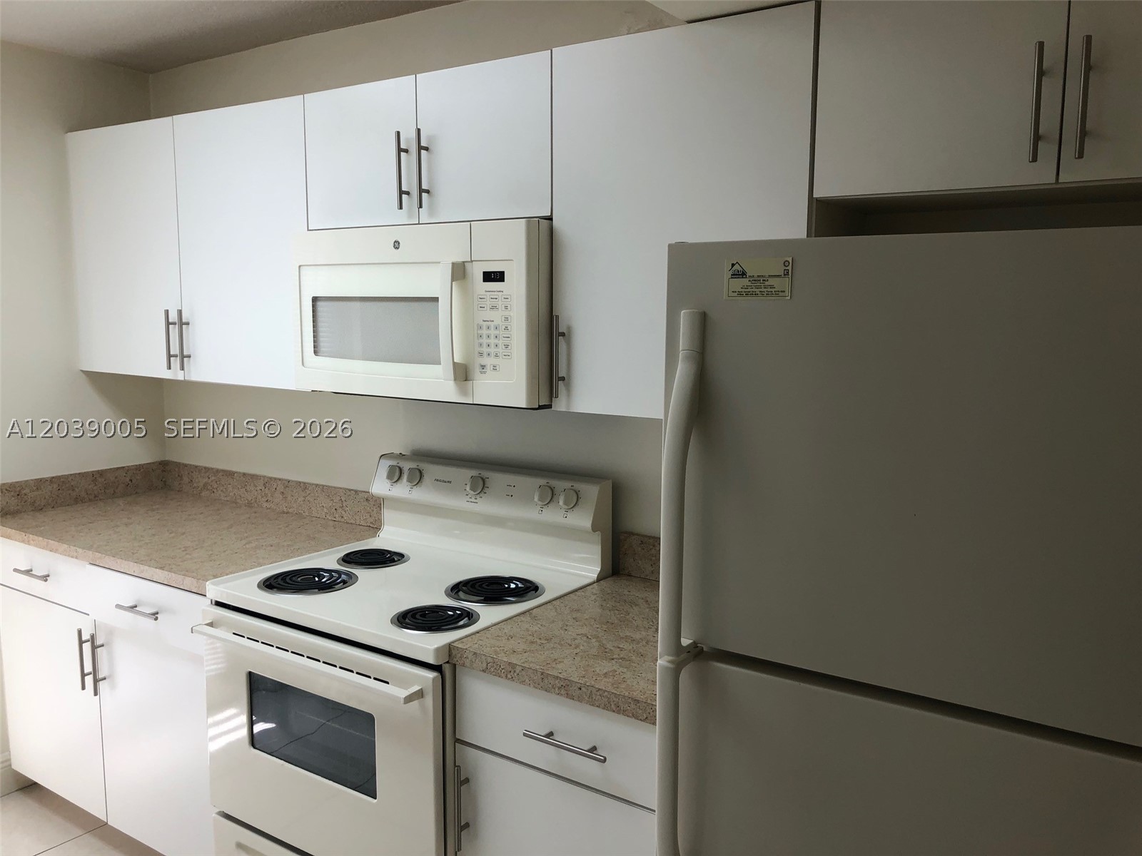 SPANISH TRACE CONDO - Residential