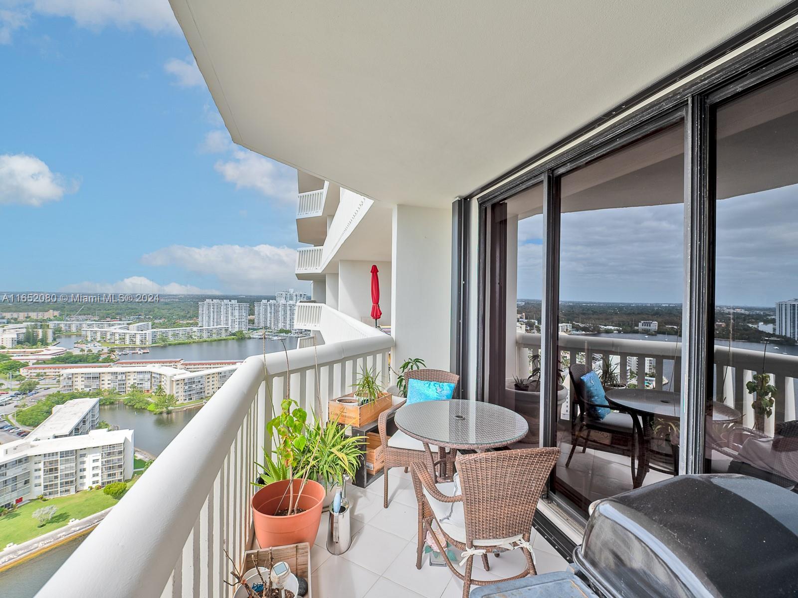 1000 ISL BLVD WILLIAMS IS - Residential Lease