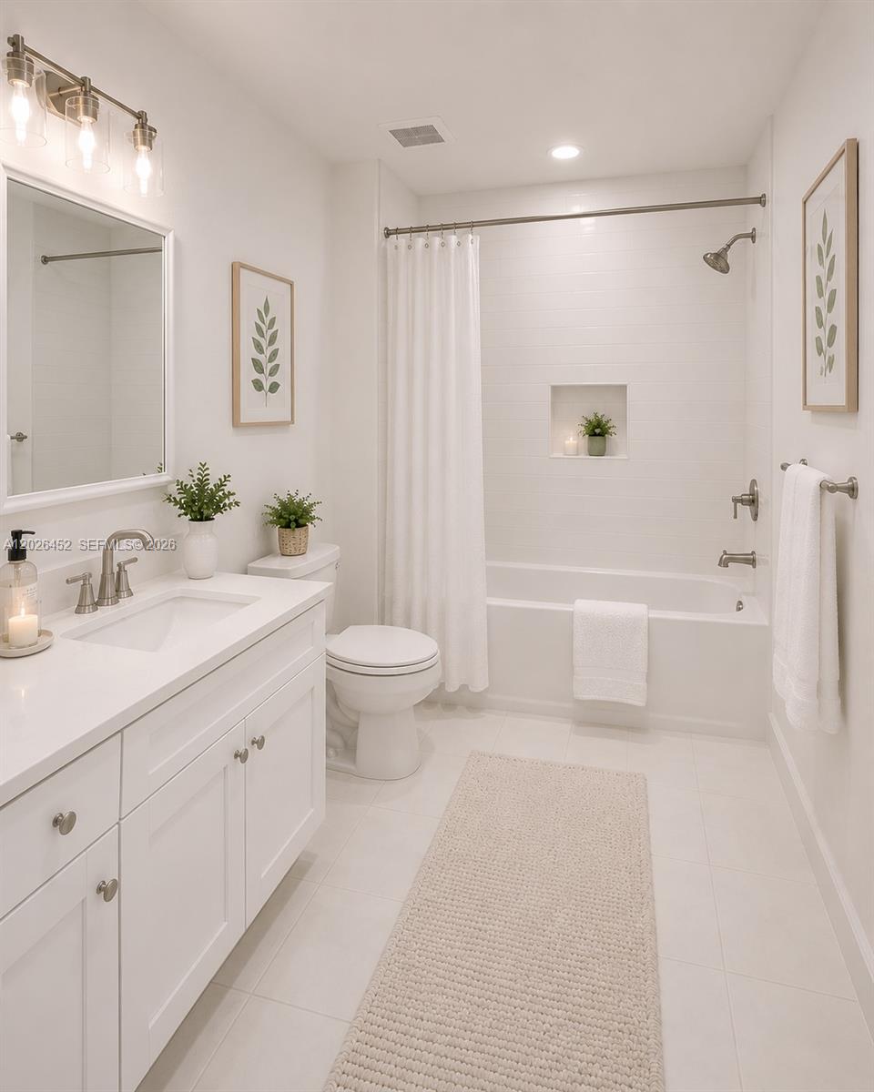 VILLAS OF DEERWOOD REPLAT - Residential Lease