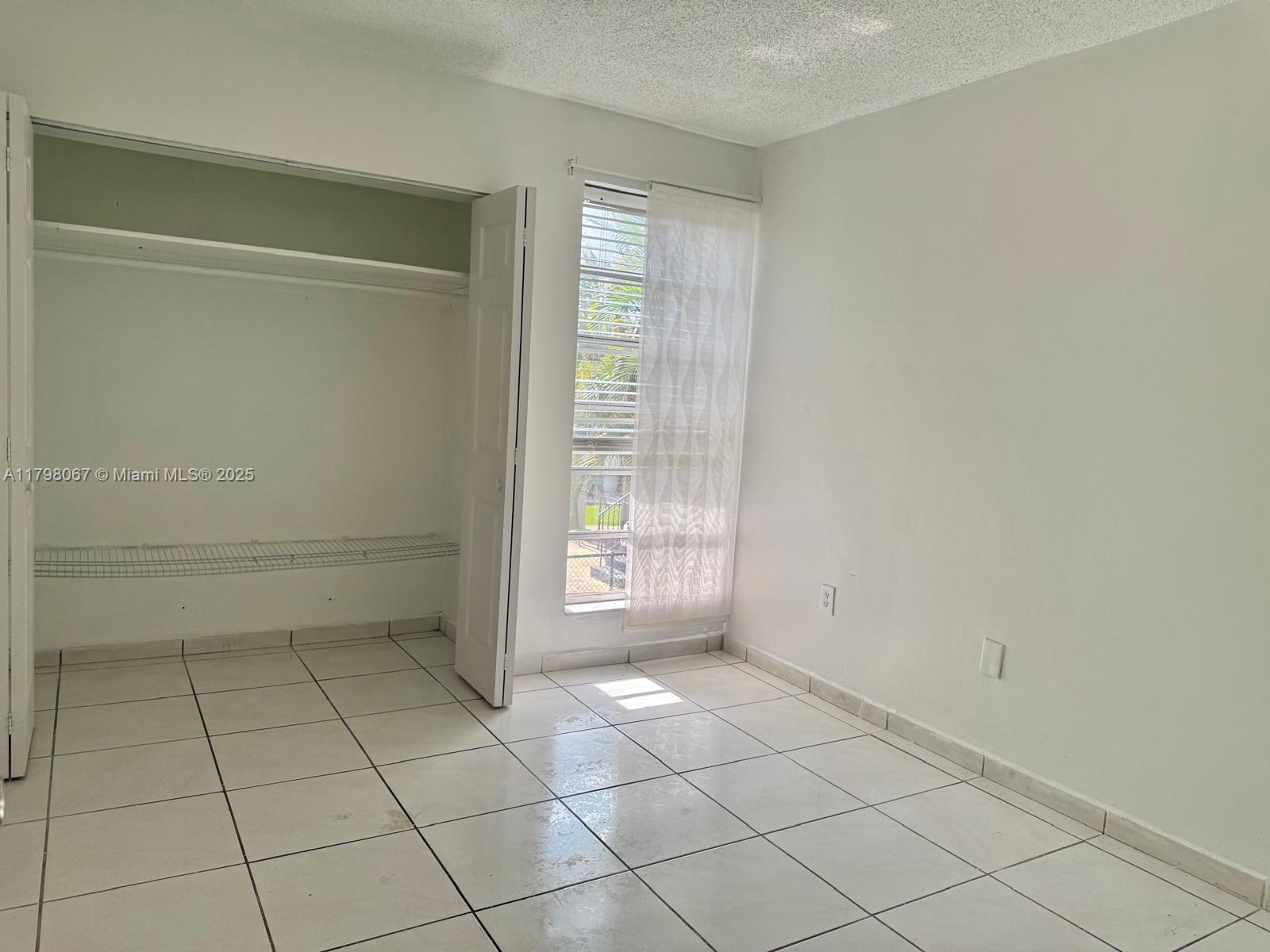 BILTMORE CLUB VILLAS TOWN - Residential Lease