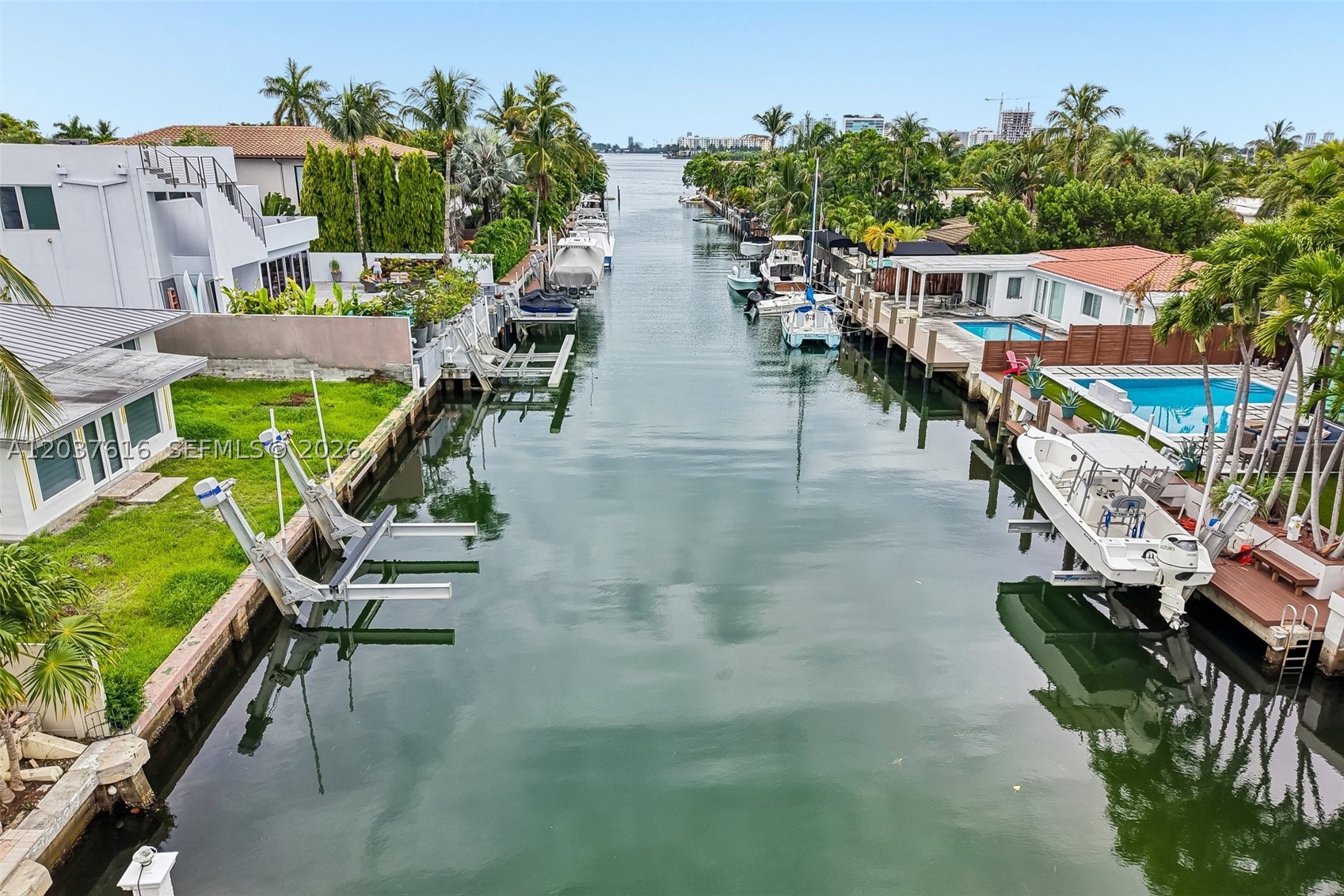 DAVIS HARBOR - Residential