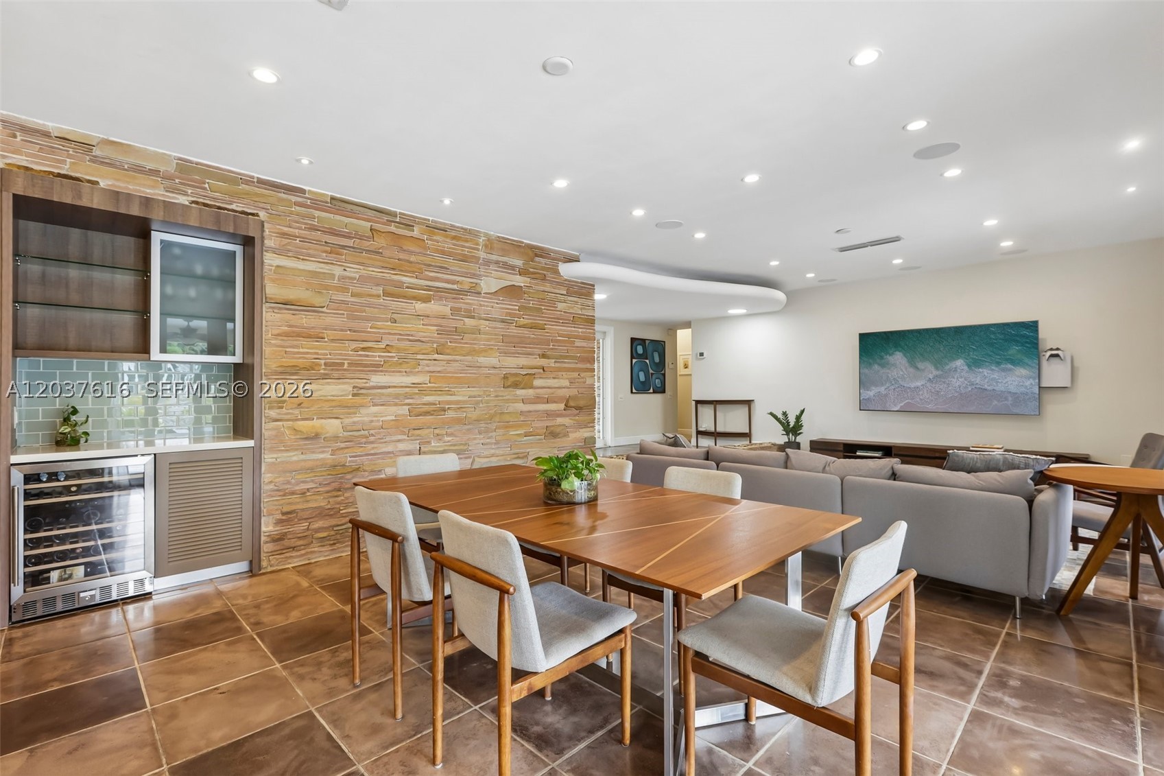 DAVIS HARBOR - Residential