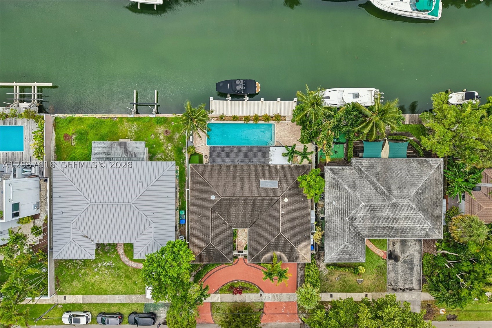 DAVIS HARBOR - Residential