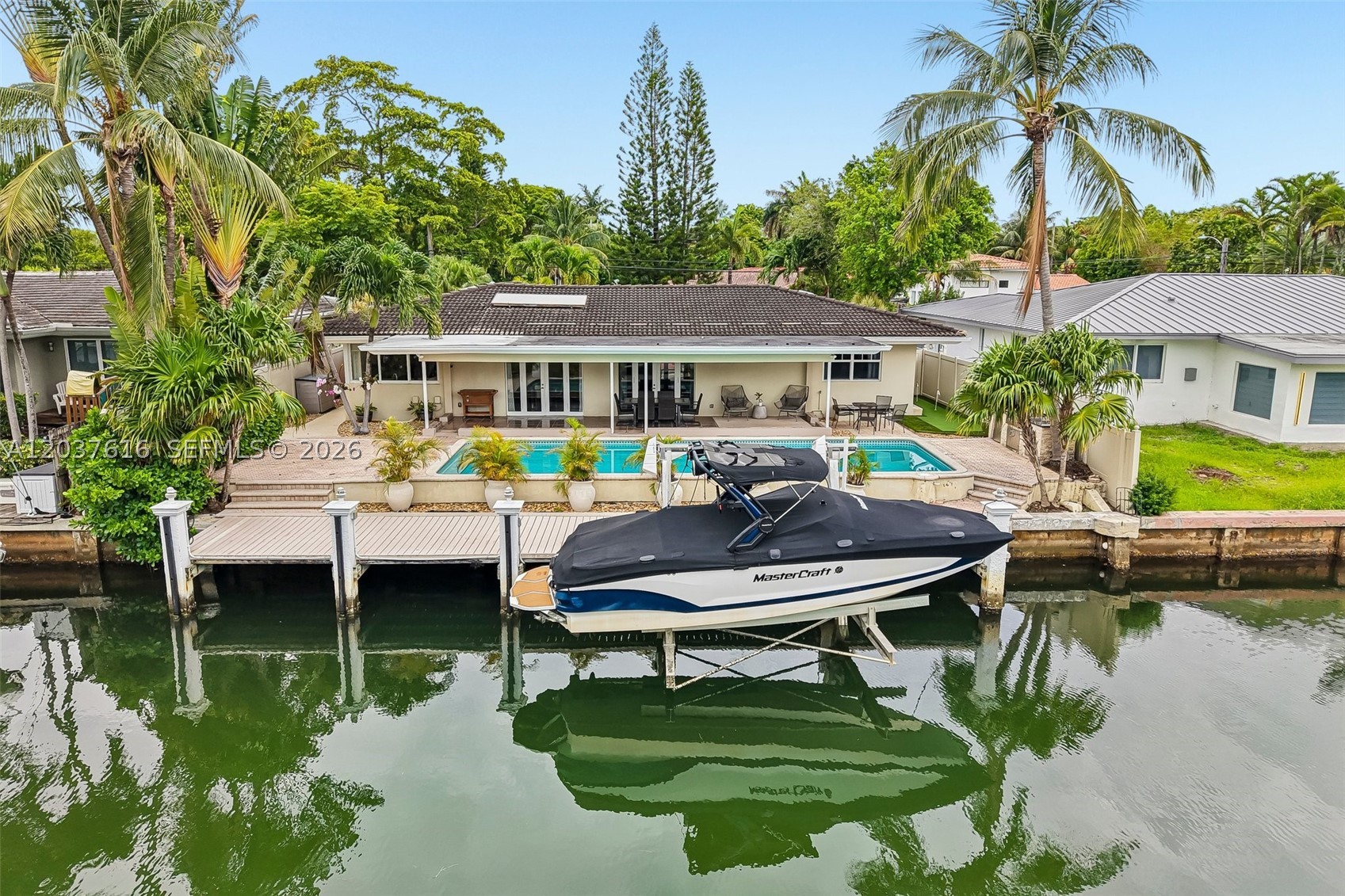 DAVIS HARBOR - Residential