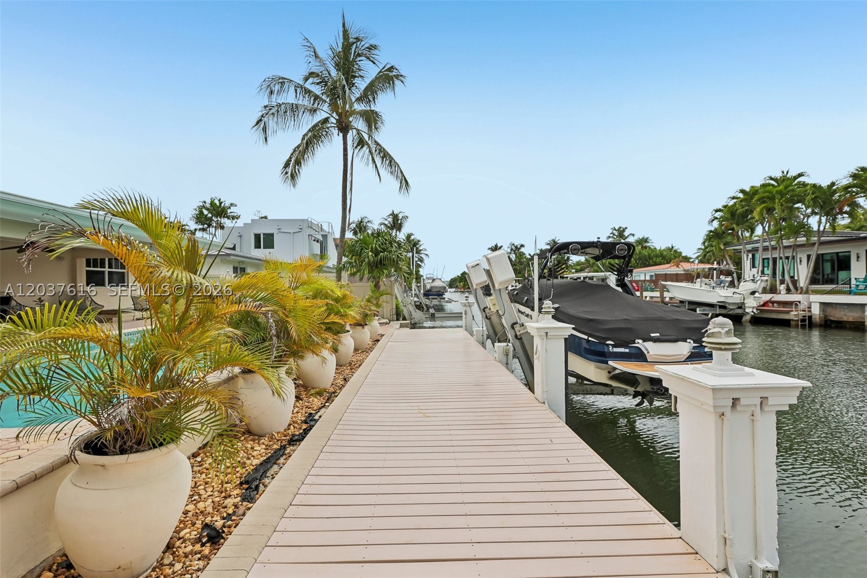 DAVIS HARBOR - Residential