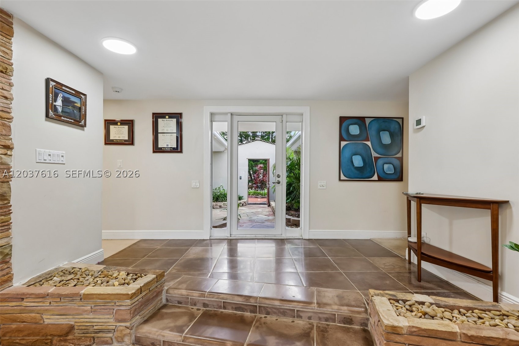 DAVIS HARBOR - Residential