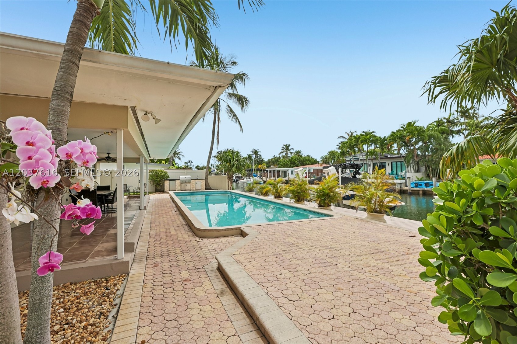 DAVIS HARBOR - Residential