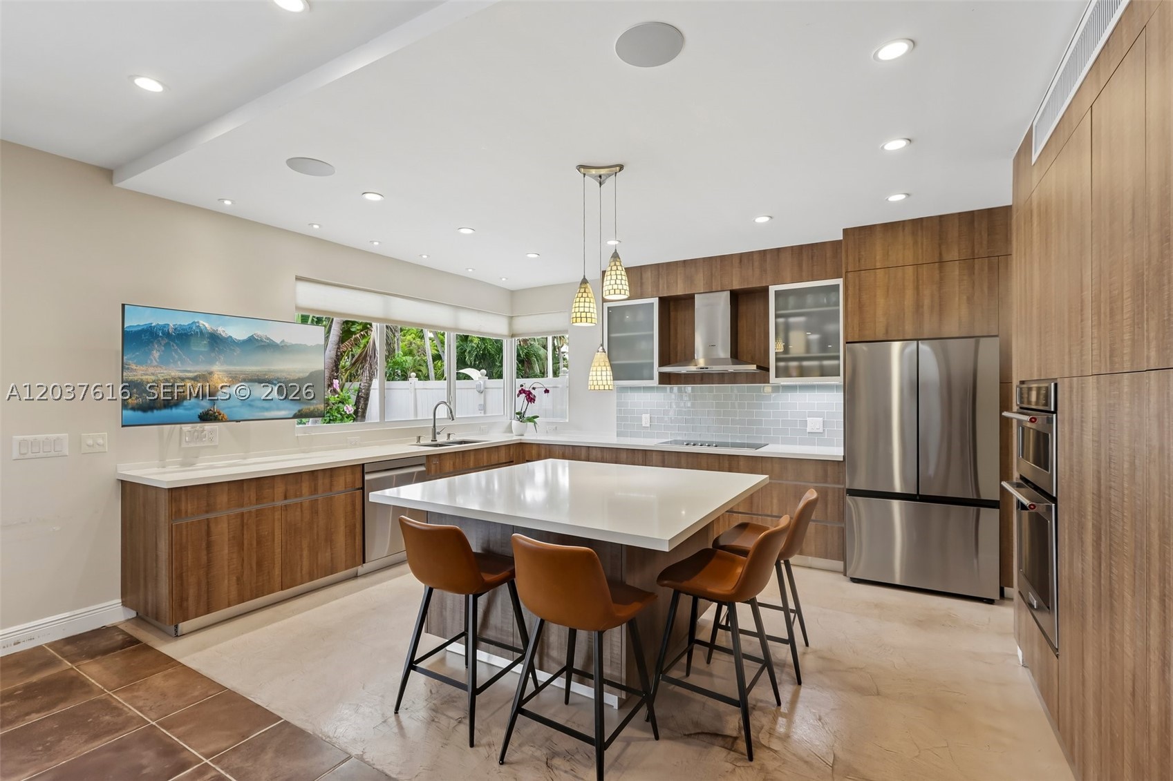 DAVIS HARBOR - Residential