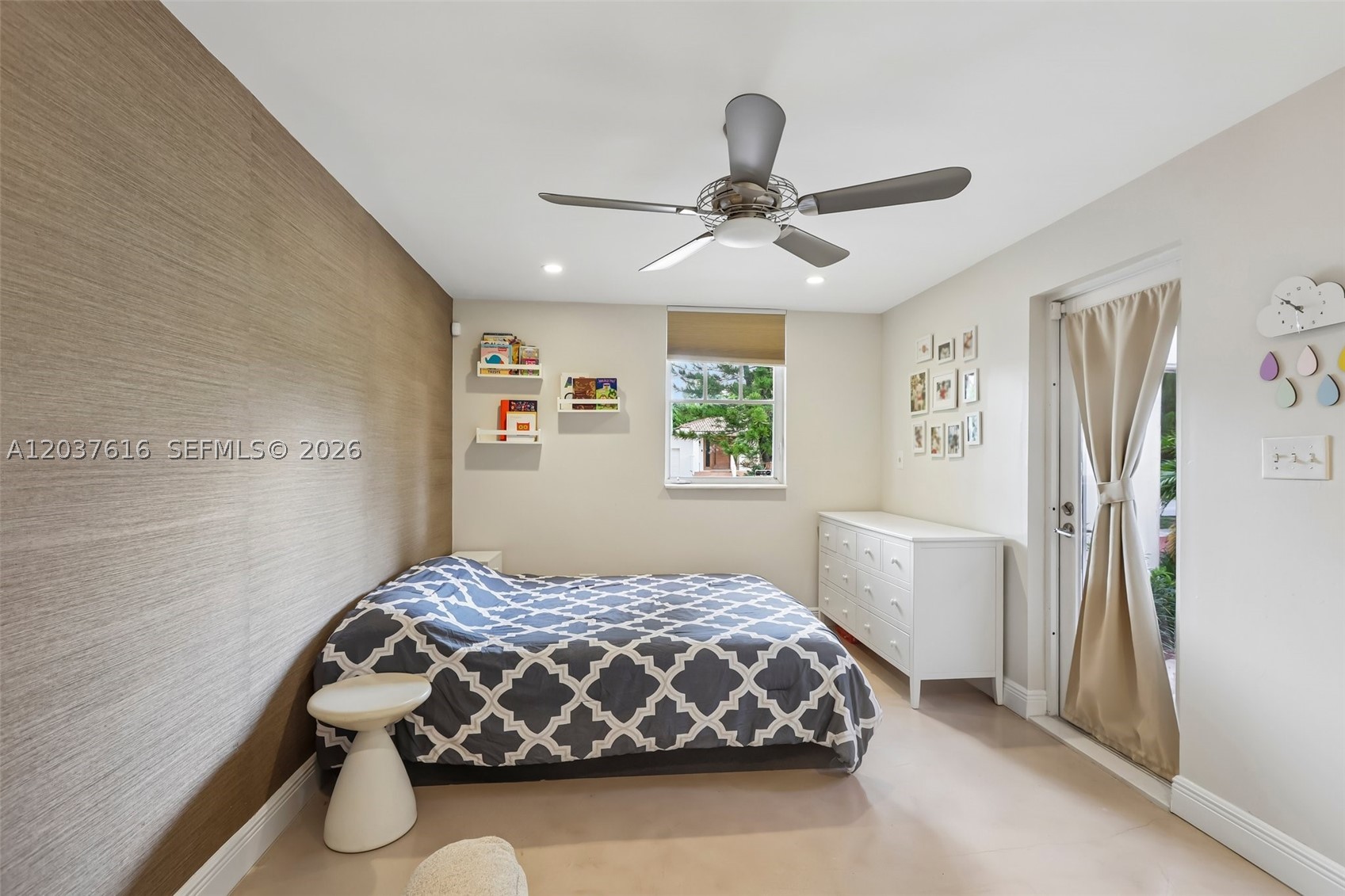 DAVIS HARBOR - Residential