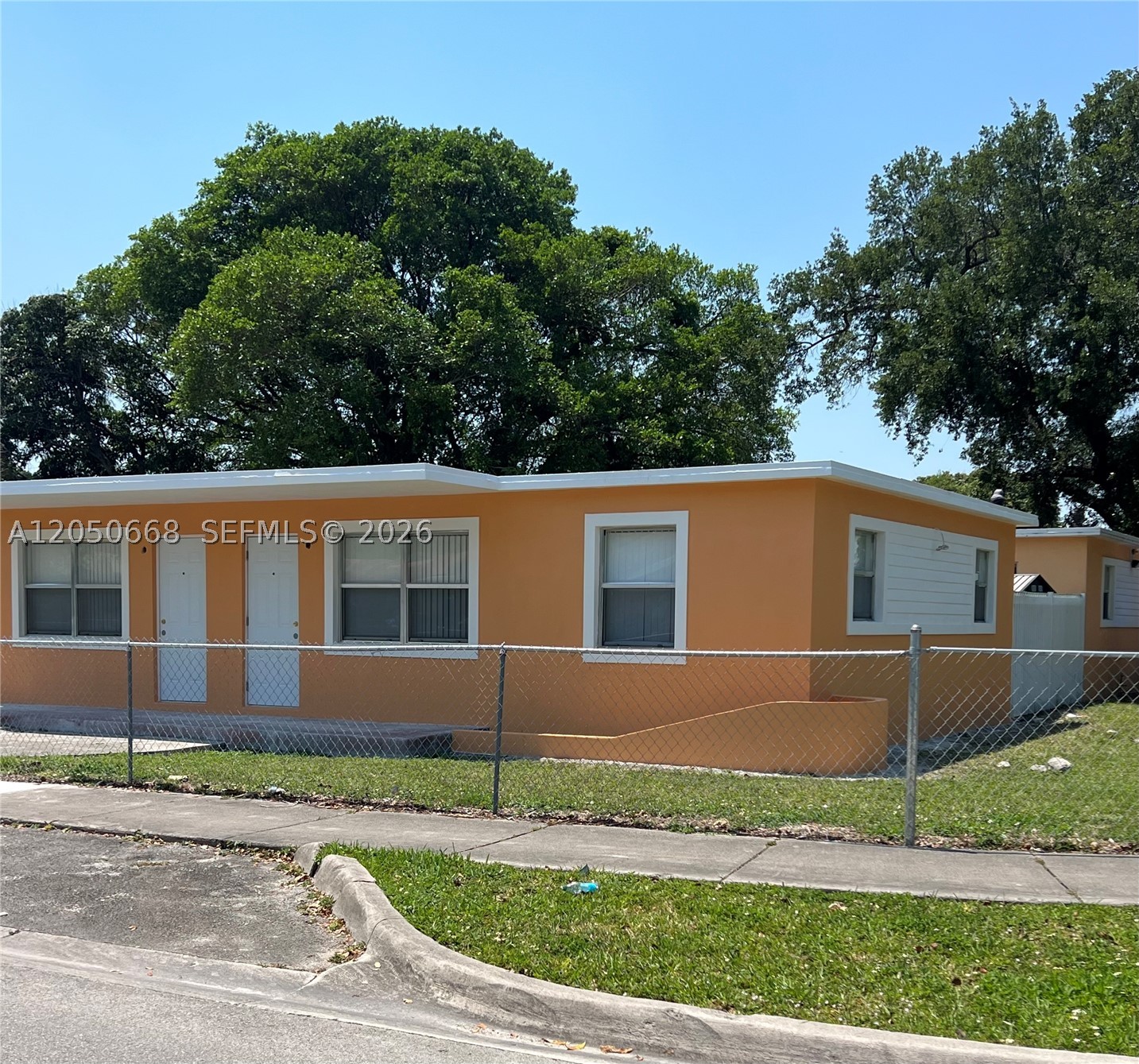 BOWLING GREEN TERRACE - Residential Income