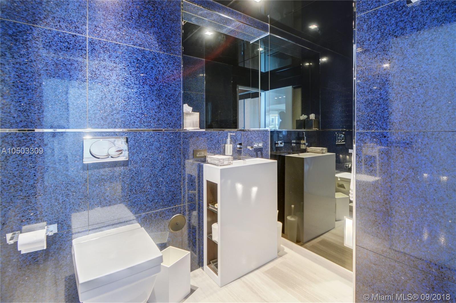TRUMP ROYALE CONDO - Residential