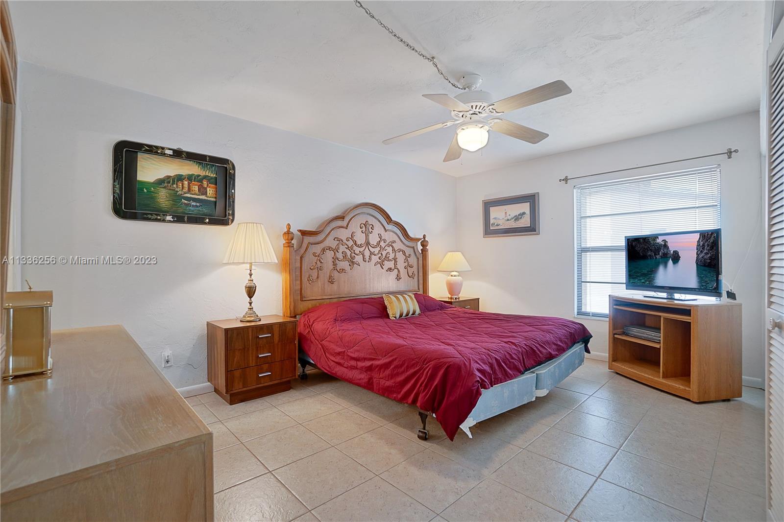 446800 - LAKEWOOD CONDOMIN - Residential