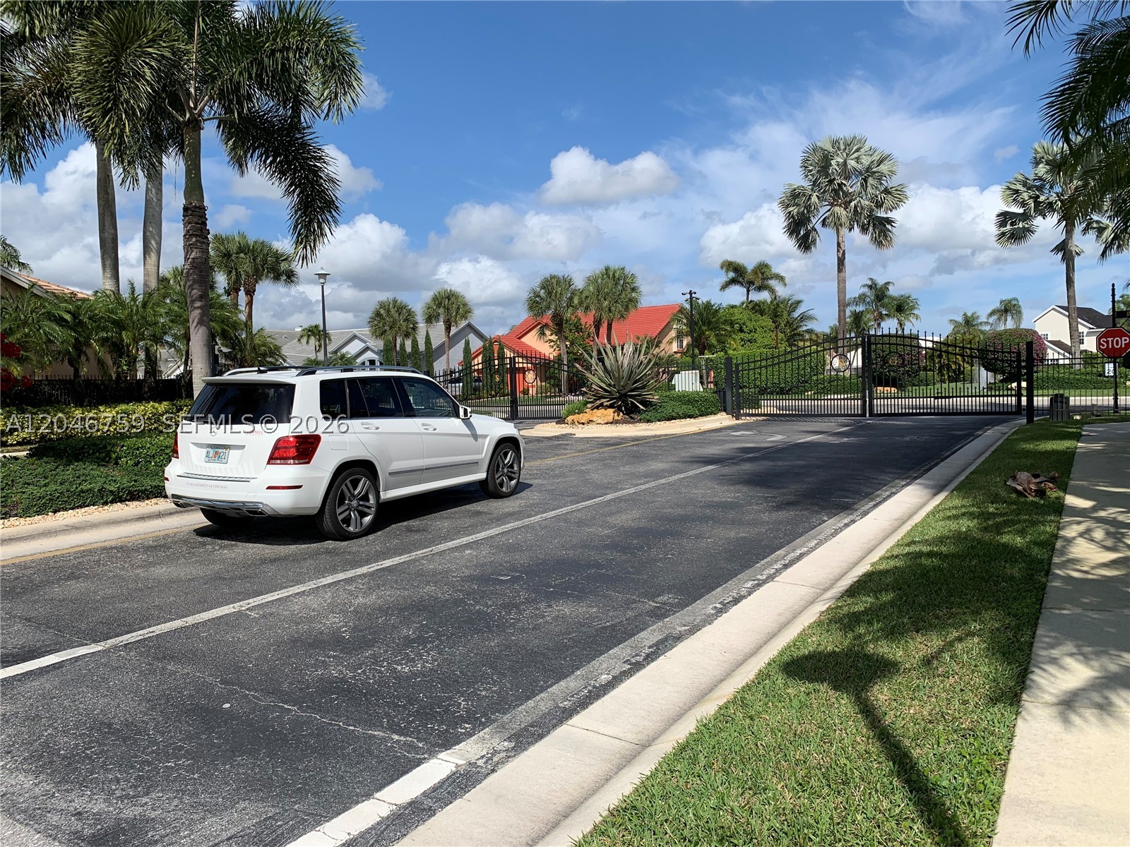 STONEGATE OF WELLINGTON - Residential