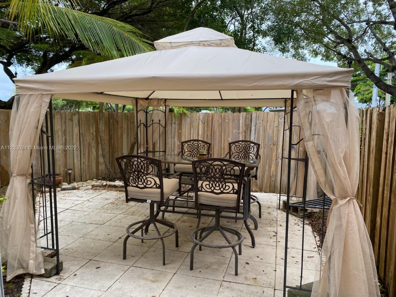 BONITA VILLAS CONDO - Residential Lease