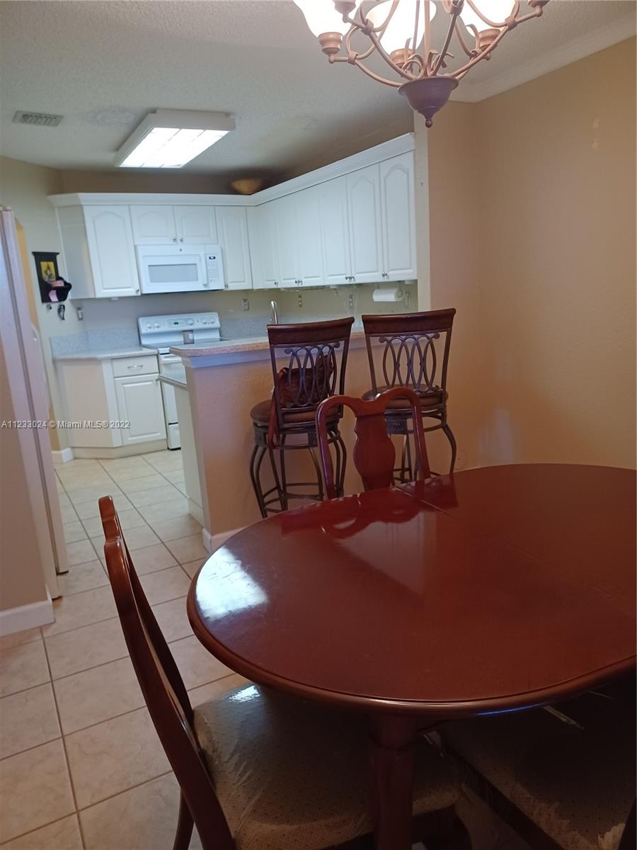 BONITA VILLAS CONDO - Residential Lease