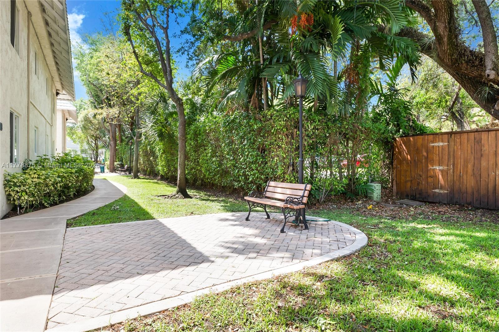 MONTEREY GARDENS OF PINEC - Residential