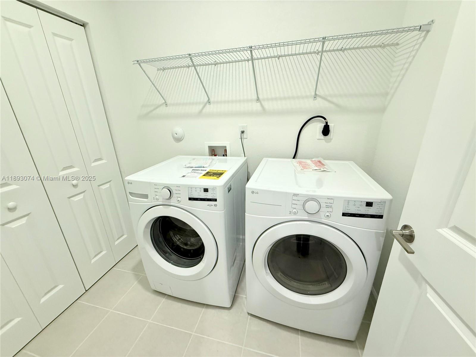 KEYS GATE ALTAMIRA ALICANT - Residential Lease