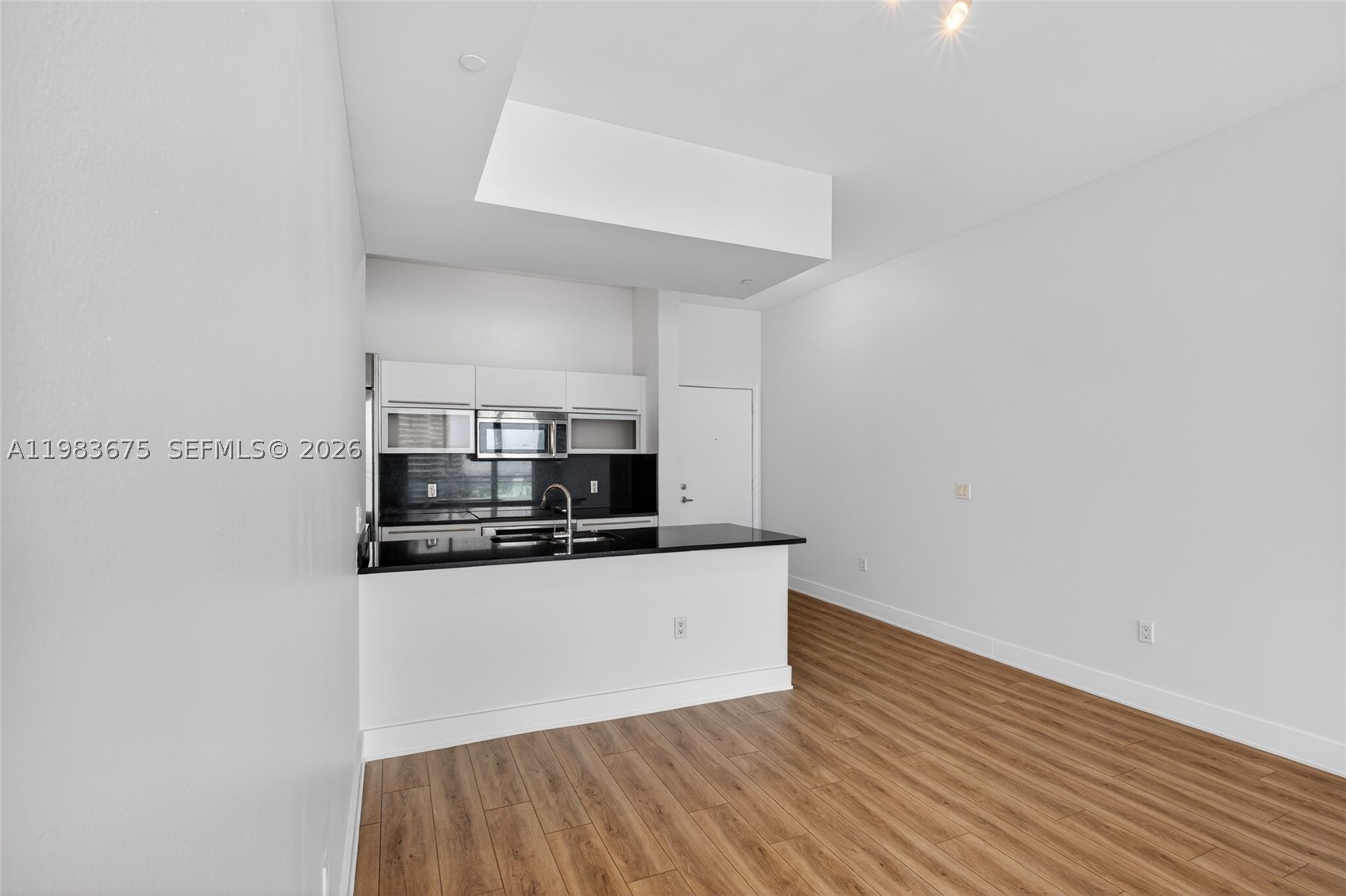 THE PLAZA 851 BRICKELL CO - Residential