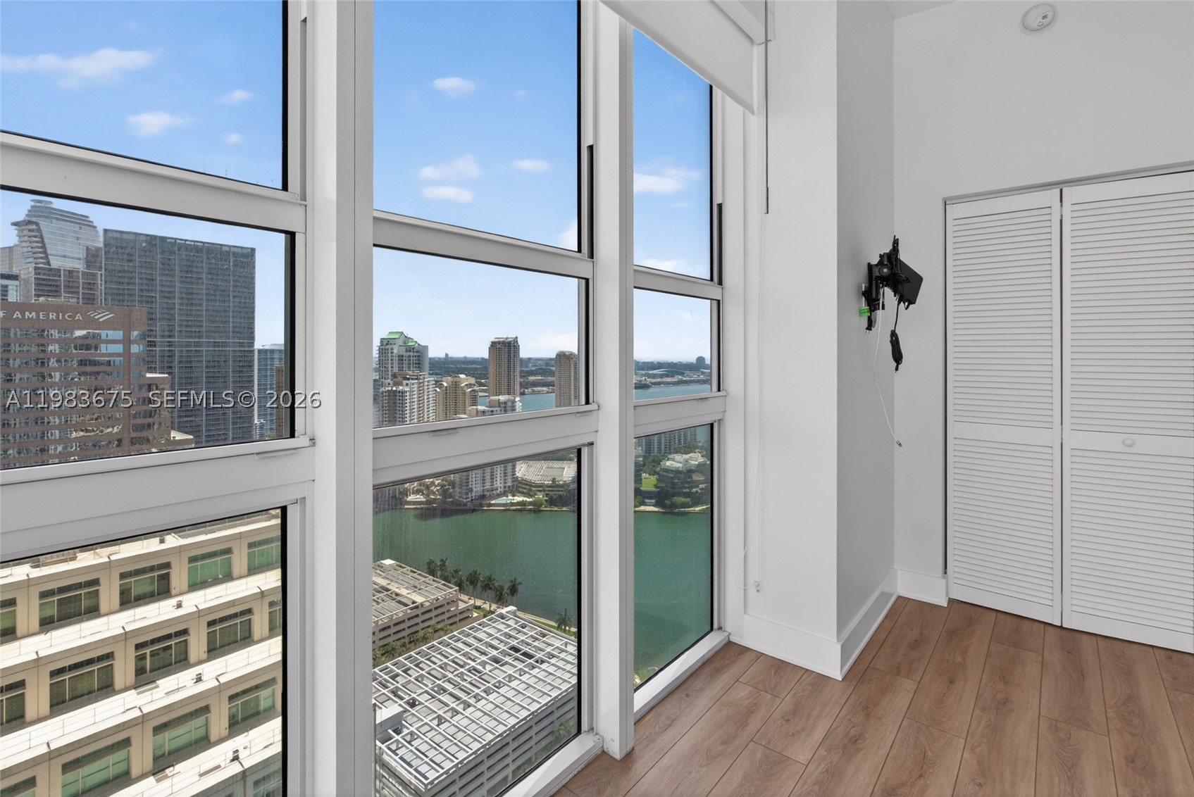 THE PLAZA 851 BRICKELL CO - Residential