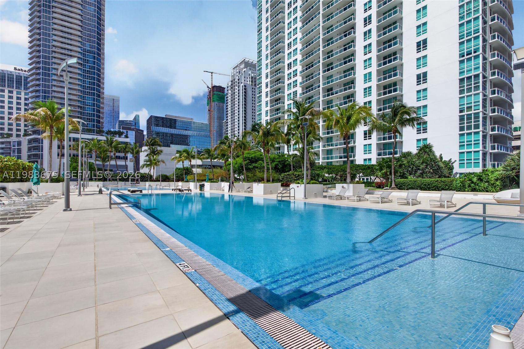THE PLAZA 851 BRICKELL CO - Residential