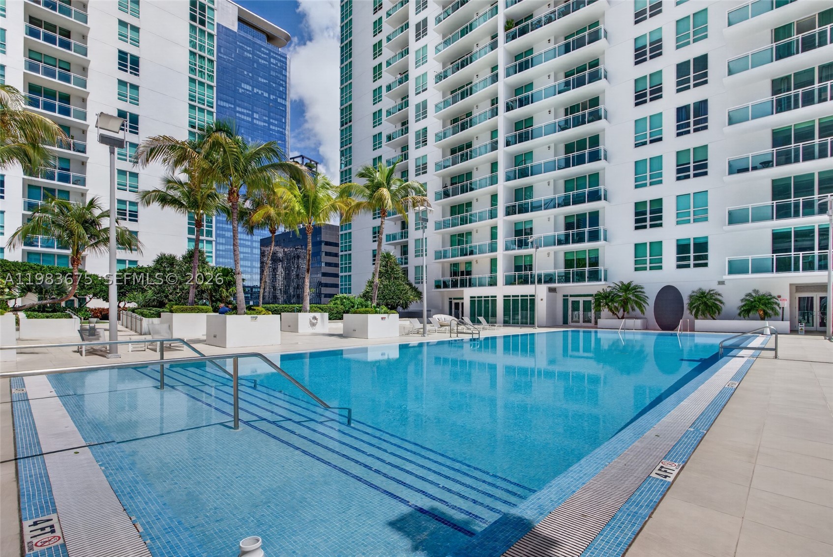 THE PLAZA 851 BRICKELL CO - Residential
