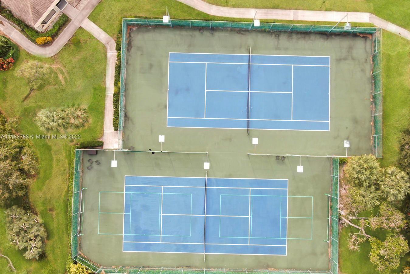 DELRAY OAKS WEST CONDO - Residential