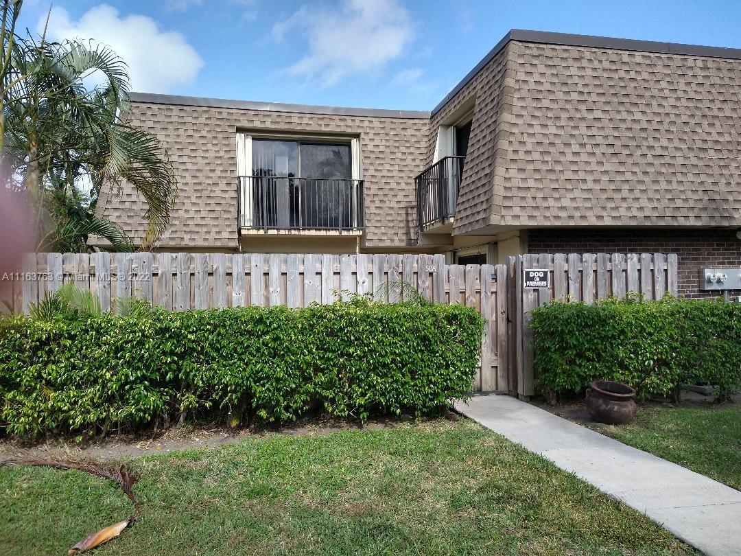 DELRAY OAKS WEST CONDO - Residential