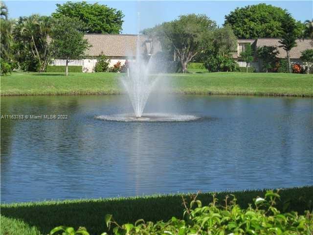 DELRAY OAKS WEST CONDO - Residential
