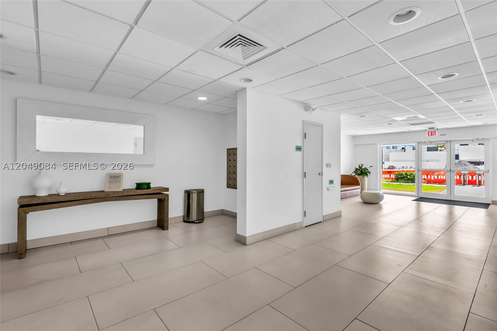 WEST BAY GARDENS CONDO - Residential