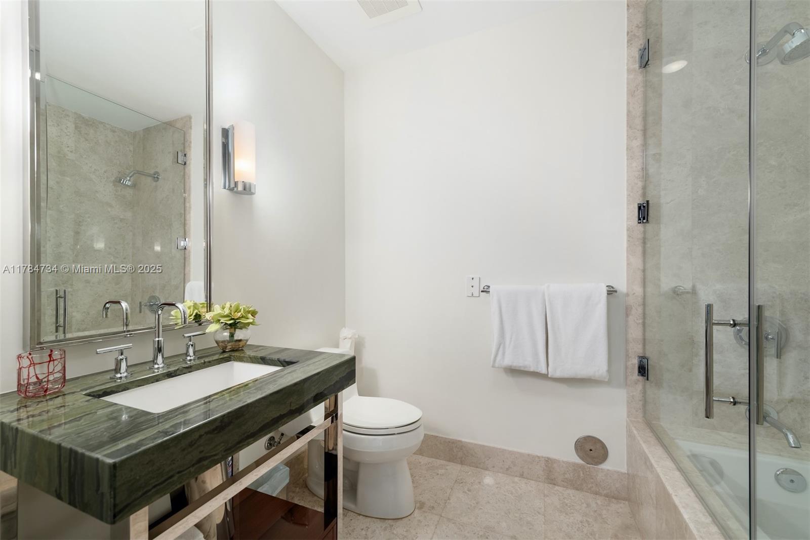 St. Regis Center Tower - Residential Lease