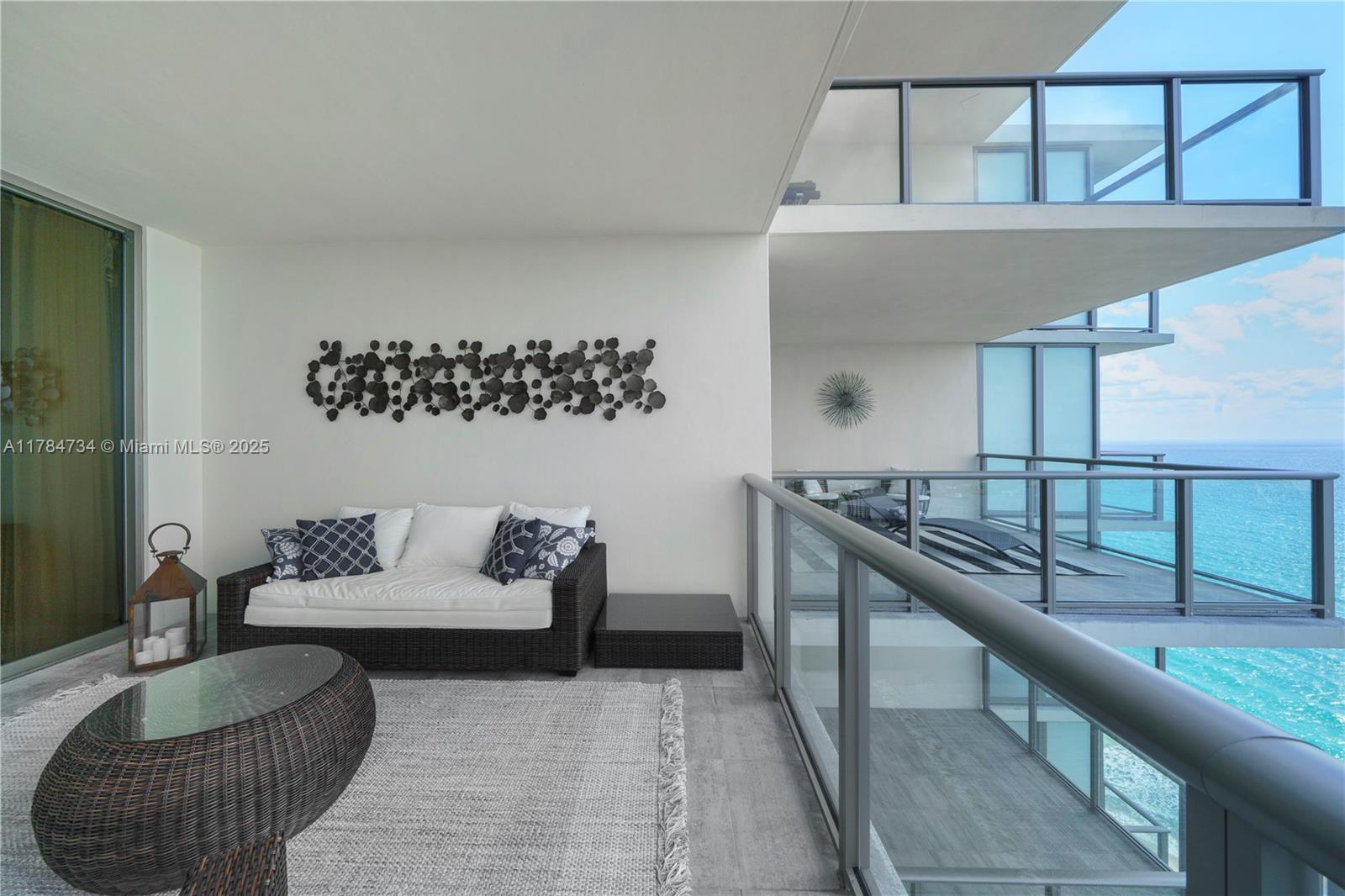 St. Regis Center Tower - Residential Lease