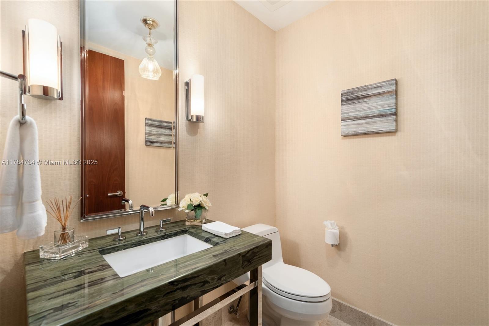St. Regis Center Tower - Residential Lease