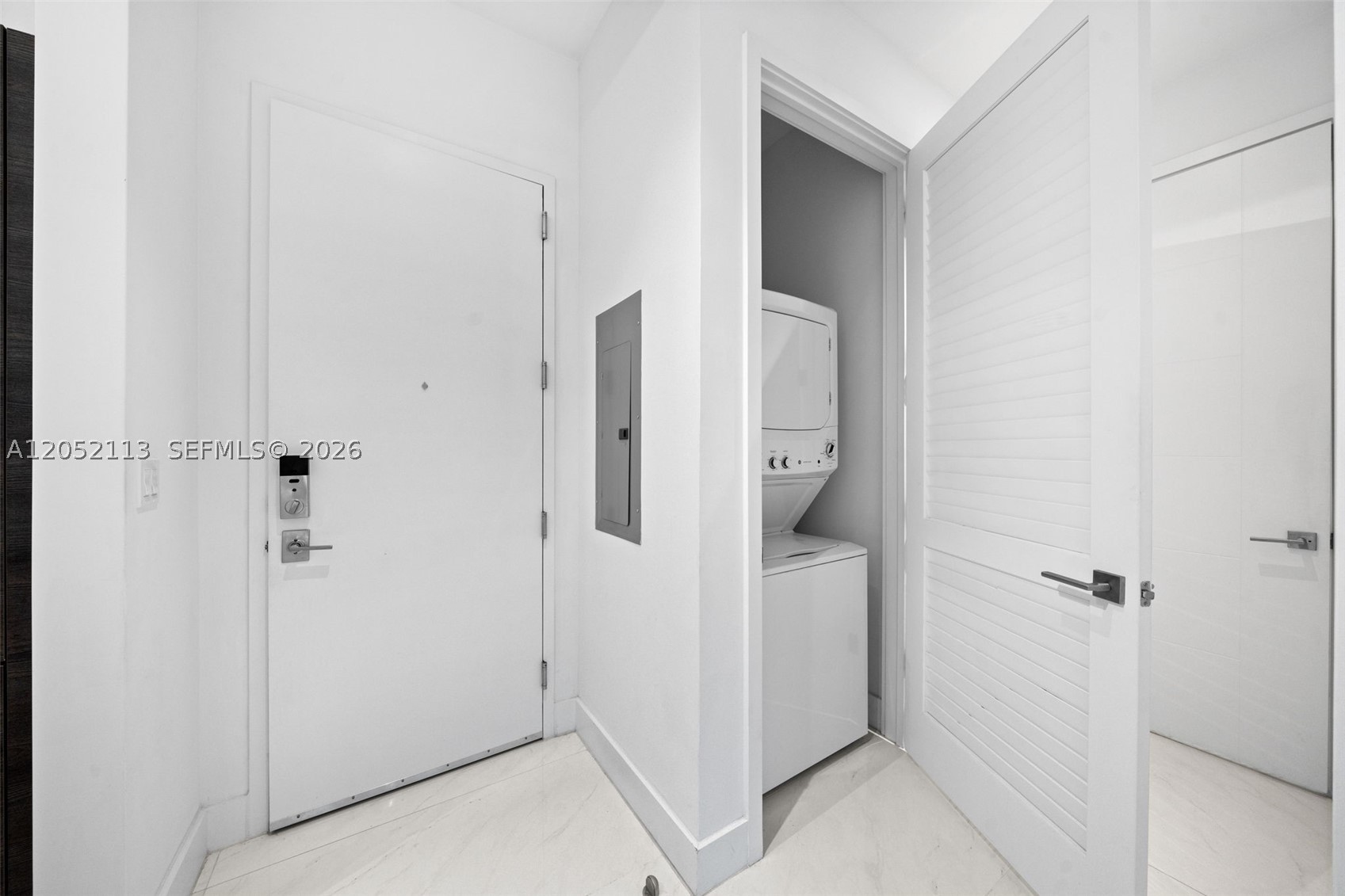 MERRICK MANOR CONDO - Residential Lease