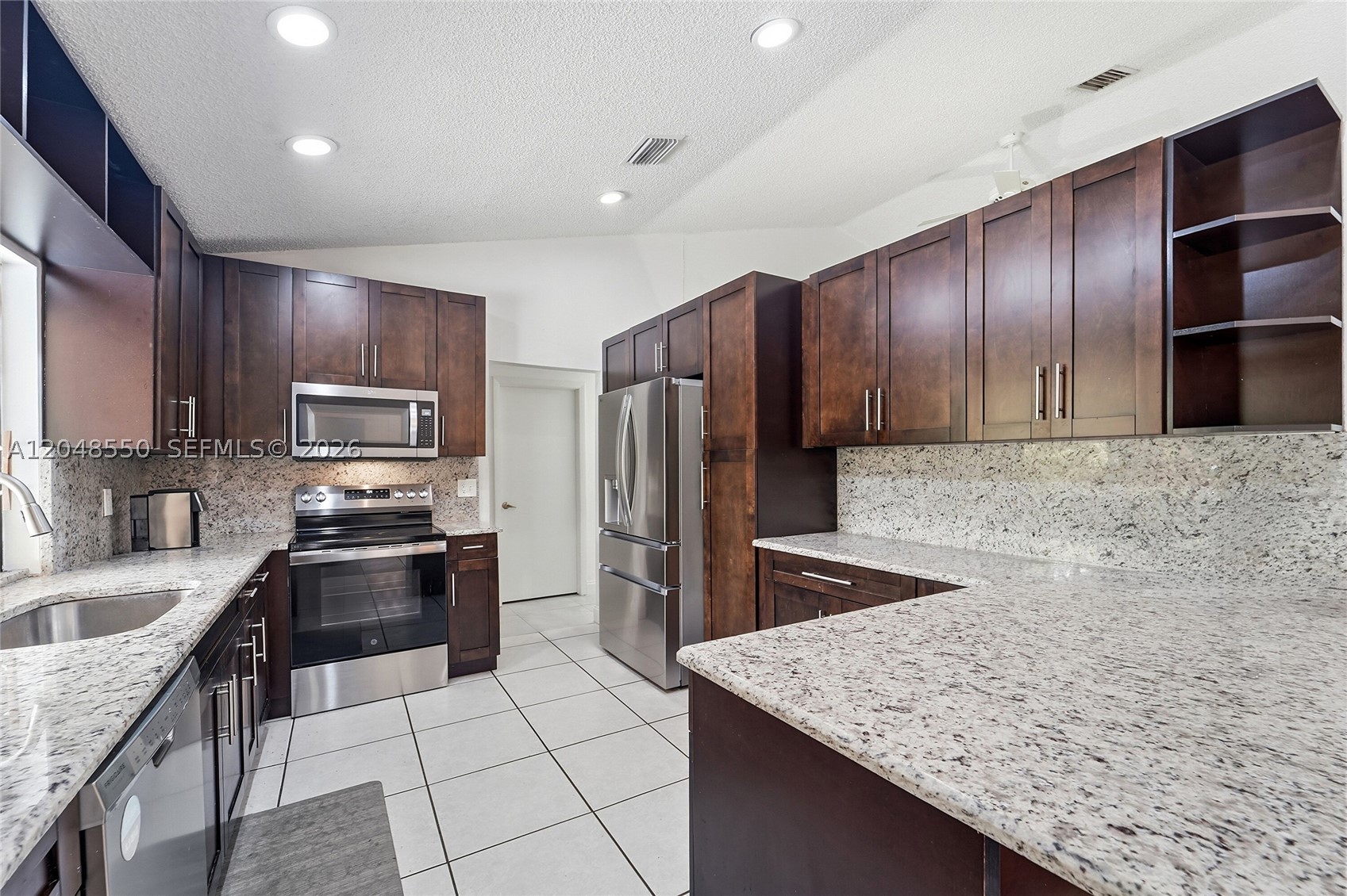 CYPRESS GLEN - Residential