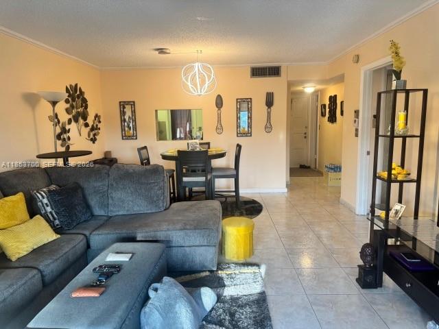 GARNET CONDO - Residential
